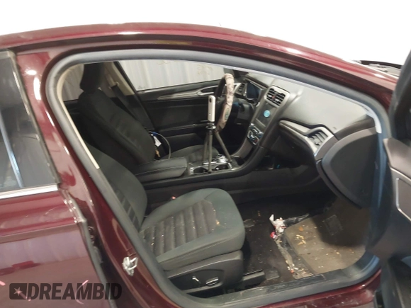 2017 Ford Fusion SE with VIN 3FA6P0H72HR282909, listed as a IAAI auction lot 41570558 with 122,444 mi miles. Bid and sale history available at carsss.com. Image 5.