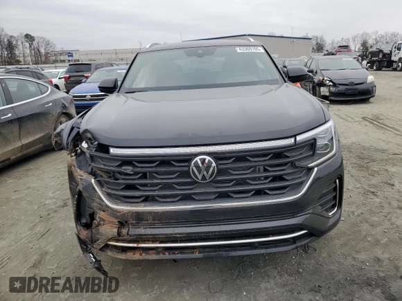 2024 Volkswagen Atlas SEL R-Line with VIN 1V2AE2CA3RC263552, listed as a Copart auction lot 43369105 with 1,036 mi miles and Salvage title. Bid and sale history available at DreamBid. Image 5.