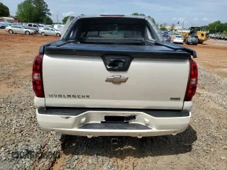 2008 Chevrolet Avalanche LTZ with VIN 3GNFK12328G213760, listed as a Copart auction lot 53659755 with Not Provided miles and Salvage Title. Bid and sale history available at DreamBid. Image 6.