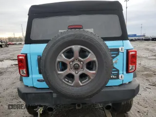 2023 Ford Bronco z VIN 1FMEE5BP9PLB15828, wystawiony jako Copart lot #47347135 z przebiegiem 11 370 mil mil oraz Czysty tytuł • Clean title. Historia ofert i sprzedaży dostępna na DreamBid. Obrazek 6.