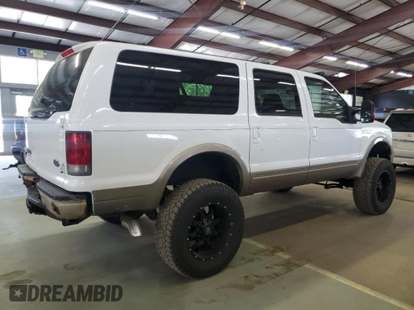 2005 Ford Excursion Eddie Bauer with VIN 1FMSU45P25EC42465, listed as a Copart auction lot 65351125 with 232,471 mi miles and Clean title. Bid and sale history available at DreamBid. Image 3.
