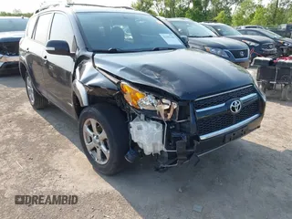 2009 Toyota RAV4 z VIN 2T3ZF31VX9W001179, wystawiony jako IAAI lot #42393166 z przebiegiem 152 751 mil mil oraz . Historia ofert i sprzedaży dostępna na DreamBid. Obrazek 6.