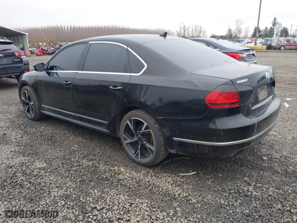2013 Volkswagen Passat SEL Premium with VIN 1VWCM7A3XDC132834, listed as a IAAI auction lot 40931506 with 146,283 mi miles. Bid and sale history available at carsss.com. Image 3.
