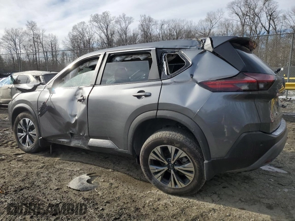 2022 Nissan Rogue SV with VIN 5N1BT3BB2NC688679, listed as a Copart auction lot 42315665 with Not Provided miles and Salvage Title. Bid and sale history available at DreamBid. Image 2.
