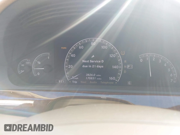 2007 Mercedes-Benz S 550 z VIN WDDNG71X47A094691, wystawiony jako IAAI lot #42251493 z przebiegiem 170 831 mil mil oraz . Historia ofert i sprzedaży dostępna na DreamBid. Obrazek 7.