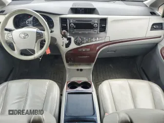 2011 Toyota Sienna XLE AAS с VIN 5TDYK3DCXBS169073, выставлен на аукционе Copart как лот 62084925 с пробегом 153 888 миль миль и Списание • Salvage title. История ставок и продаж доступна на DreamBid. Изображение 8.