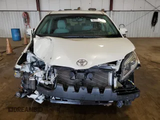 2015 Toyota Sienna XLE with VIN 5TDYK3DC4FS688299, listed as a Copart auction lot 61793155 with 57,197 mi miles and Salvage title. Bid and sale history available at DreamBid. Image 5.
