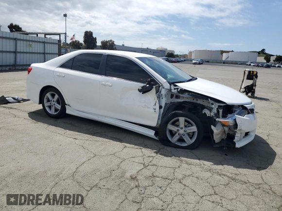 2014 Toyota Camry L with VIN 4T1BF1FKXEU342105, listed as a Copart auction lot 53660775 with 87,685 mi miles and Salvage Title. Bid and sale history available at carsss.com. Image 4.