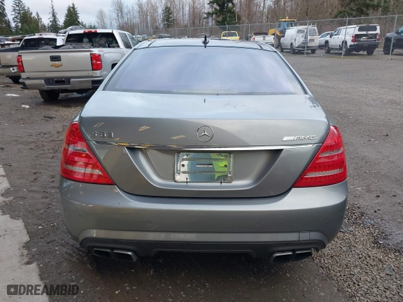 2013 Mercedes-Benz S-Class S 63 AMG with VIN WDDNG7EB3DA493697, listed as a IAAI auction lot 41307788 with 113,561 mi miles. Bid and sale history available at carsss.com. Image 15.