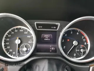 2015 Mercedes-Benz M 350 z VIN 4JGDA5HB5FA461663, wystawiony jako Copart lot #68605292 z przebiegiem 104 816 mil mil oraz . Historia ofert i sprzedaży dostępna na DreamBid. Obrazek 9.