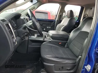 2015 Ram 1500 Sport z VIN 1C6RR7HT5FS652668, wystawiony jako Copart lot #46020945 z przebiegiem 132 357 mil mil oraz Szkoda całkowita • Salvage title. Historia ofert i sprzedaży dostępna na DreamBid. Obrazek 7.