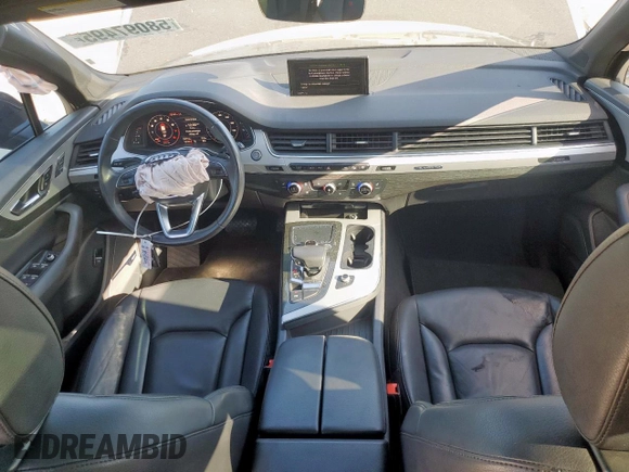 2018 Audi Q7 Premium Plus z VIN WA1LHAF7XJD017439, wystawiony jako Copart lot #58097495 z przebiegiem 59 712 mil mil oraz Szkoda całkowita • Salvage title. Historia ofert i sprzedaży dostępna na DreamBid. Obrazek 8.