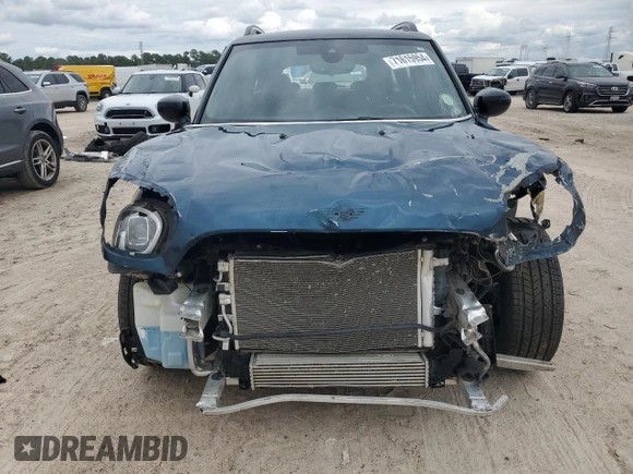 2022 MINI Countryman Cooper S with VIN WMZ83BR05N3N36893, listed as a Copart auction lot 71615954 with 37,695 mi miles and Salvage title. Bid and sale history available at DreamBid. Image 5.