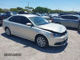 2011 Volkswagen Jetta Sedan SE w/Convenience & Sunroof with VIN 3VWDX7AJ9BM316541, listed as a IAAI auction lot 42037920 with 83,658 mi miles. Bid and sale history available at carsss.com. Image 1.