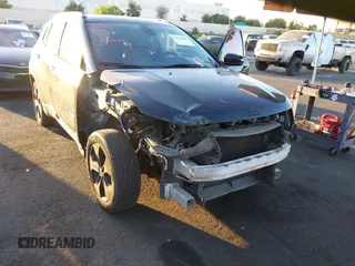 2018 Jeep Compass Latitude с VIN 3C4NJCBB0JT502028, выставлен на аукционе IAAI как лот 42702509 с пробегом 198 712 миль миль и . История ставок и продаж доступна на DreamBid. Изображение 6.