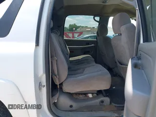 2005 Chevrolet Avalanche LS with VIN 3GNEC12Z15G267981, listed as a IAAI auction lot 42345543 with 235,585 mi miles and . Bid and sale history available at DreamBid. Image 8.