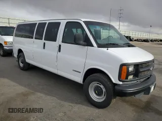 2002 Chevrolet Express with VIN 1GAHG39R921201628, listed as a Copart auction lot 52041725 with 72,472 mi miles and Clean Title. Bid and sale history available at carsss.com. Image 4.