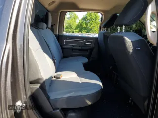 2019 Ram 2500 Big Horn with VIN 3C6UR5JLXKG606957, listed as a Copart auction lot 57713014 with 102,399 mi miles and Salvage Title. Bid and sale history available at carsss.com. Image 11.
