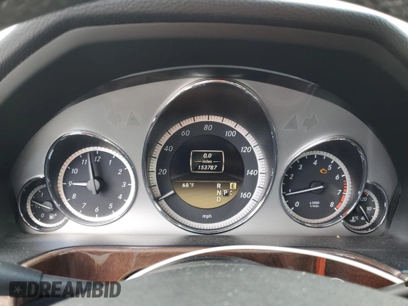 2012 Mercedes-Benz E 350 Luxury with VIN WDDHF5KB7CA586679, listed as a Copart auction lot 56893415 with 153,787 mi miles and Clean Title. Bid and sale history available at DreamBid. Image 9.