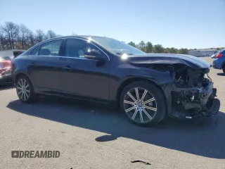 2018 Volvo S60 Inscription Platinum with VIN LYV402TM4JB172922, listed as a Copart auction lot 54655585 with 38,002 mi miles and Salvage Title. Bid and sale history available at carsss.com. Image 4.