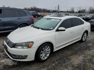 2013 Volkswagen Passat SEL Premium with VIN 1VWCP7A35DC118069, listed as a Copart auction lot 44189425 with 86,376 mi miles and Salvage Title. Bid and sale history available at carsss.com. Image 1.