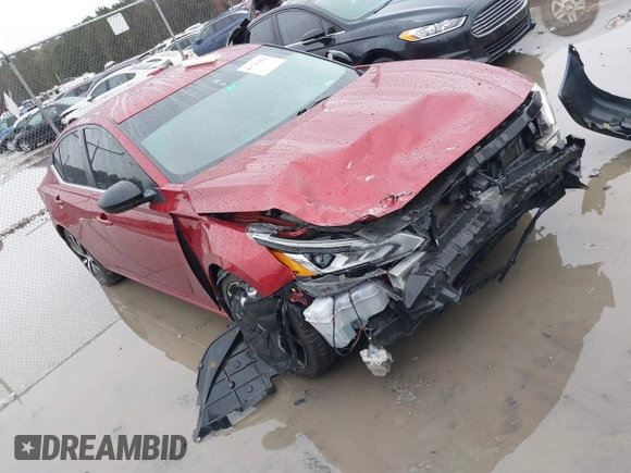 2020 Nissan Altima SR with VIN 1N4BL4CV1LC100891, listed as a IAAI auction lot 41741424 with 146,911 mi miles and . Bid and sale history available at carsss.com. Image 1.