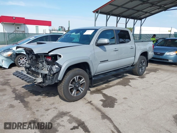 2018 Toyota Tacoma SR with VIN 3TMCZ5AN6JM170128, listed as a IAAI auction lot 42038979 with 59,497 mi miles. Bid and sale history available at carsss.com. Image 19.