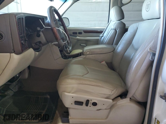 2005 Cadillac Escalade with VIN 1GYEK63NX5R110755, listed as a Copart auction lot 53097415 with 230,172 mi miles and Salvage title. Bid and sale history available at DreamBid. Image 7.