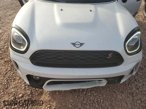 2023 MINI Countryman Cooper S z VIN WMZ53BR07P3R00916, wystawiony jako Copart lot #84349324 z przebiegiem 27 832 mil mil oraz Szkoda całkowita • Salvage title. Historia ofert i sprzedaży dostępna na DreamBid. Obrazek 11.