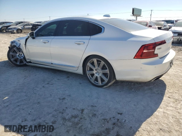 2018 Volvo S90 Inscription z VIN LVY992ML1JP020191, wystawiony jako Copart lot #45768555 z przebiegiem 107 712 mil mil oraz Szkoda całkowita • Salvage title. Historia ofert i sprzedaży dostępna na DreamBid. Obrazek 2.