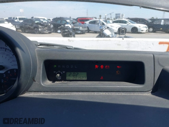 2005 Scion xB with VIN JTLKT324150208014, listed as a IAAI auction lot 41884671 with 201,527 mi miles. Bid and sale history available at carsss.com. Image 7.