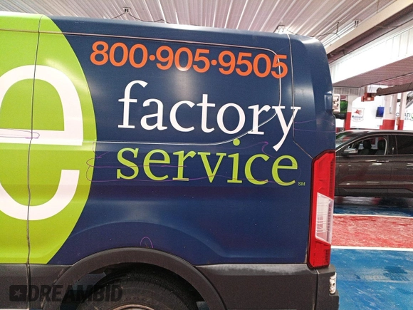 2016 Ford Transit Cargo z VIN 1FTYE1YM4GKA89538, wystawiony jako IAAI lot #42679120 z przebiegiem 223 958 mil mil oraz . Historia ofert i sprzedaży dostępna na DreamBid. Obrazek 29.