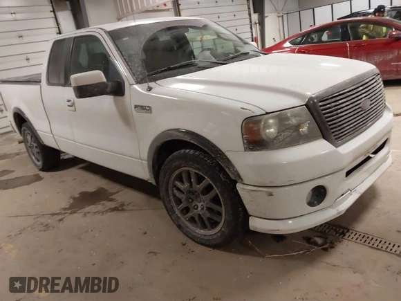 2008 Ford F-150 STX with VIN 1FTRX12W98KD36594, listed as a IAAI auction lot 41607690 with 173,541 mi miles and . Bid and sale history available at carsss.com. Image 1.