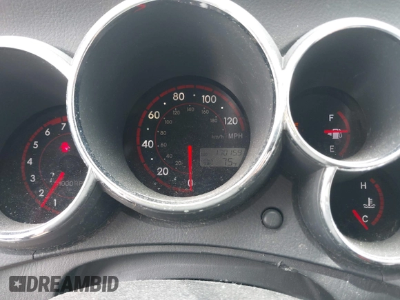 2007 Toyota Matrix STD z VIN 2T1KR32E17C646835, wystawiony jako IAAI lot #42243560 z przebiegiem 170 159 mil mil oraz . Historia ofert i sprzedaży dostępna na DreamBid. Obrazek 7.