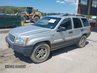 2004 Jeep Grand Cherokee Laredo with VIN 1J4GW48S14C377204, listed as a IAAI auction lot 42087966 with 78,110 mi miles. Bid and sale history available at carsss.com. Image 2.