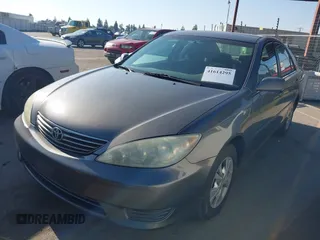 2005 Toyota Camry LE with VIN 4T1BF32K35U590150, listed as a IAAI auction lot 41614295 with 180,627 mi miles and . Bid and sale history available at DreamBid. Image 2.