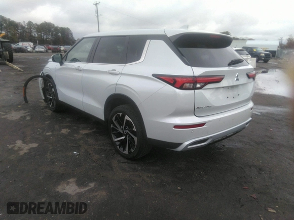 2022 Mitsubishi Outlander SE with VIN JA4J4UA88NZ084473, listed as a IAAI auction lot 40877218 with 23,975 mi miles. Bid and sale history available at carsss.com. Image 3.