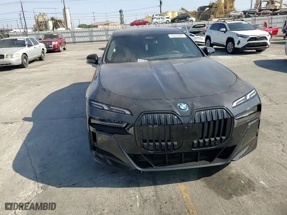 2024 BMW i7 eDrive50 with VIN WBY43EJ06RCP21065, listed as a Copart auction lot 72276944 with 21,066 mi miles and Salvage Title. Bid and sale history available at carsss.com. Image 10.