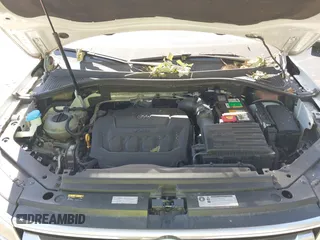 2018 Volkswagen Tiguan SEL Premium with VIN 3VV5B7AX5JM004713, listed as a IAAI auction lot 40498843 with 92,256 mi miles and . Bid and sale history available at DreamBid. Image 10.