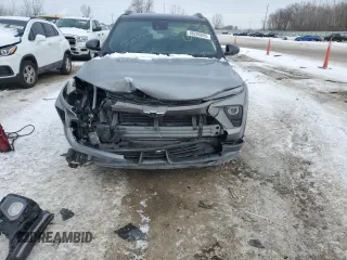 2025 Chevrolet TrailBlazer RS with VIN KL79MTSL9SB035855, listed as a Copart auction lot 88289855 with 3,389 mi miles and Salvage Title. Bid and sale history available at carsss.com. Image 5.