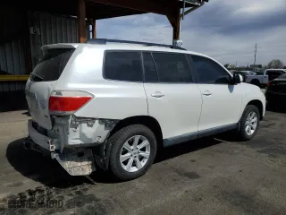2012 Toyota Highlander with VIN 5TDBK3EH8CS171194, listed as a Copart auction lot 51242535 with 226,328 mi miles and Salvage Title. Bid and sale history available at carsss.com. Image 3.