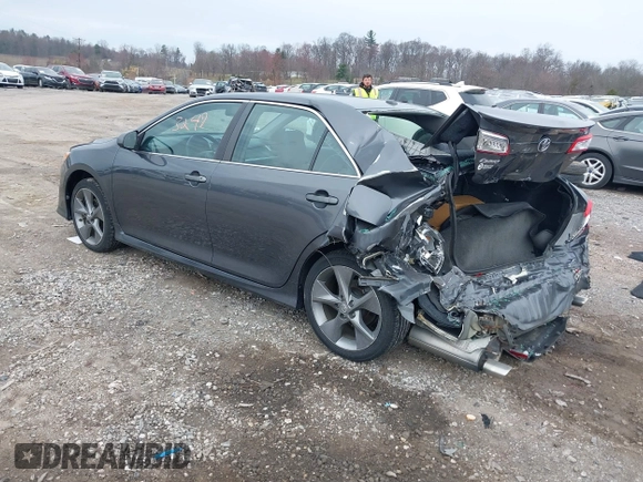 2012 Toyota Camry SE with VIN 4T1BK1FK3CU517724, listed as a IAAI auction lot 41863249 with 580,000 mi miles. Bid and sale history available at carsss.com. Image 3.