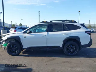 2022 Subaru Outback Wilderness z VIN 4S4BTGUD2N3210638, wystawiony jako IAAI lot #41979884 z przebiegiem 23 584 mil mil oraz . Historia ofert i sprzedaży dostępna na DreamBid. Obrazek 15.