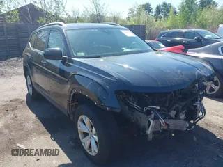 2018 Volkswagen Atlas SE z VIN 1V2LR2CA0JC553846, wystawiony jako IAAI lot #42220078 z przebiegiem 76 275 mil mil oraz . Historia ofert i sprzedaży dostępna na DreamBid. Obrazek 1.