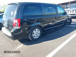 2009 Dodge Grand Caravan SE z VIN 2D8HN44EX9R623373, wystawiony jako IAAI lot #41967398 z przebiegiem 225 611 mil mil oraz . Historia ofert i sprzedaży dostępna na DreamBid. Obrazek 4.