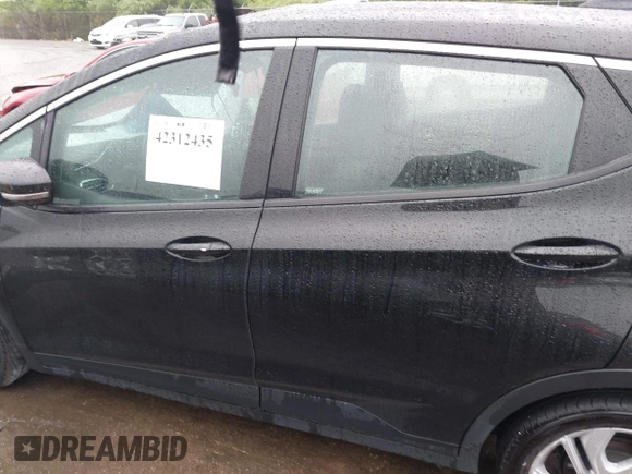 2022 Chevrolet Bolt EV 1LT with VIN 1G1FW6S08N4125667, listed as a IAAI auction lot 42312435 with 85,383 mi miles and . Bid and sale history available at DreamBid. Image 14.