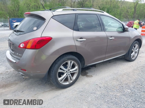 2010 Nissan Murano SL with VIN JN8AZ1MW6AW134027, listed as a IAAI auction lot 42136638 with 111,254 mi miles. Bid and sale history available at carsss.com. Image 4.