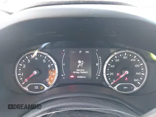 2017 Jeep Renegade Latitude with VIN ZACCJBBB7HPG48462, listed as a IAAI auction lot 41544445 with 94,594 mi miles. Bid and sale history available at carsss.com. Image 7.