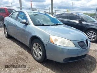 2008 Pontiac G6 1SV Value Leader z VIN 1G2ZF57B584134330, wystawiony jako IAAI lot #42176463 z przebiegiem 148 840 mil mil oraz . Historia ofert i sprzedaży dostępna na DreamBid. Obrazek 6.