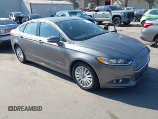 2013 Ford Fusion SE Hybrid with VIN 3FA6P0LU8DR178254, listed as a IAAI auction lot 42223543 with 139,995 mi miles and . Bid and sale history available at DreamBid. Image 1.